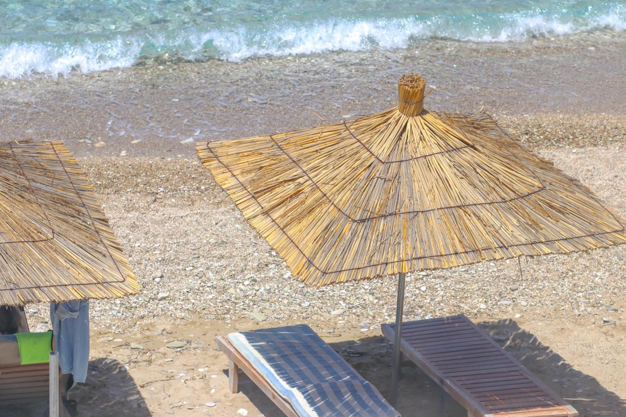 Emily'S Hotel Himarë Dış mekan fotoğraf