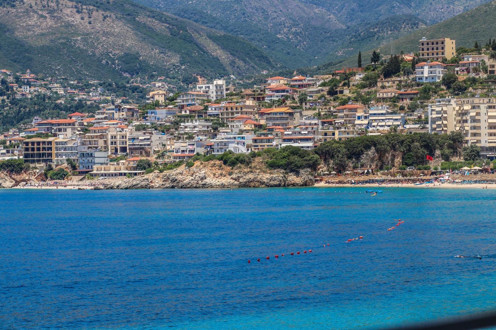 Emily'S Hotel Himarë Dış mekan fotoğraf